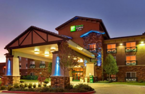 Holiday Inn Express Tehachapi, an IHG Hotel